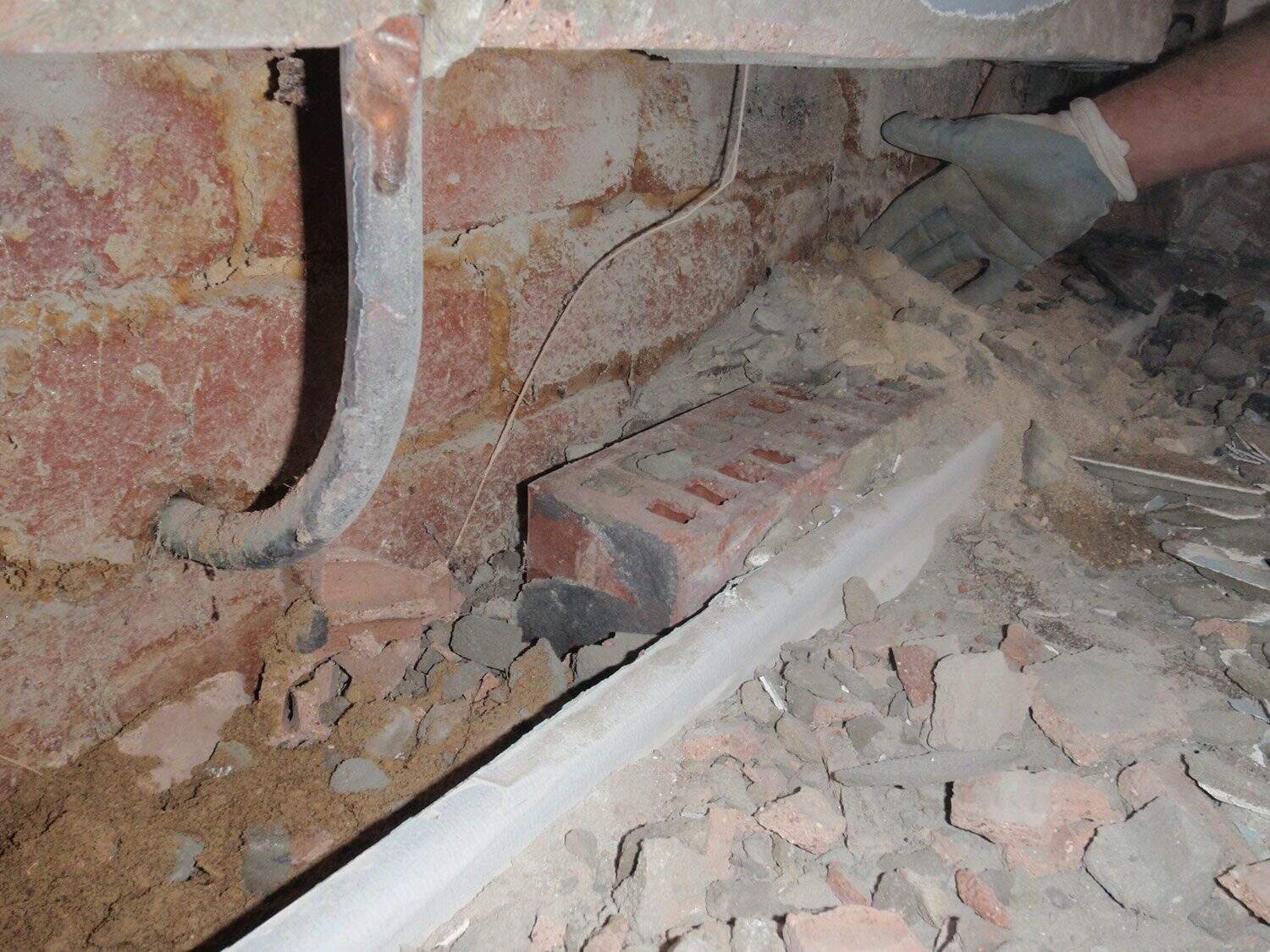 Cavity Wall Cleaning in Perth Federation Tuckpointing